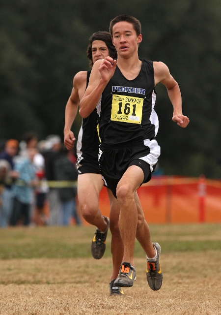 2009 CIF XC Boys D3-082.JPG - 2009 California CIF Cross Country Championships, Woodward Park, Fresno, California